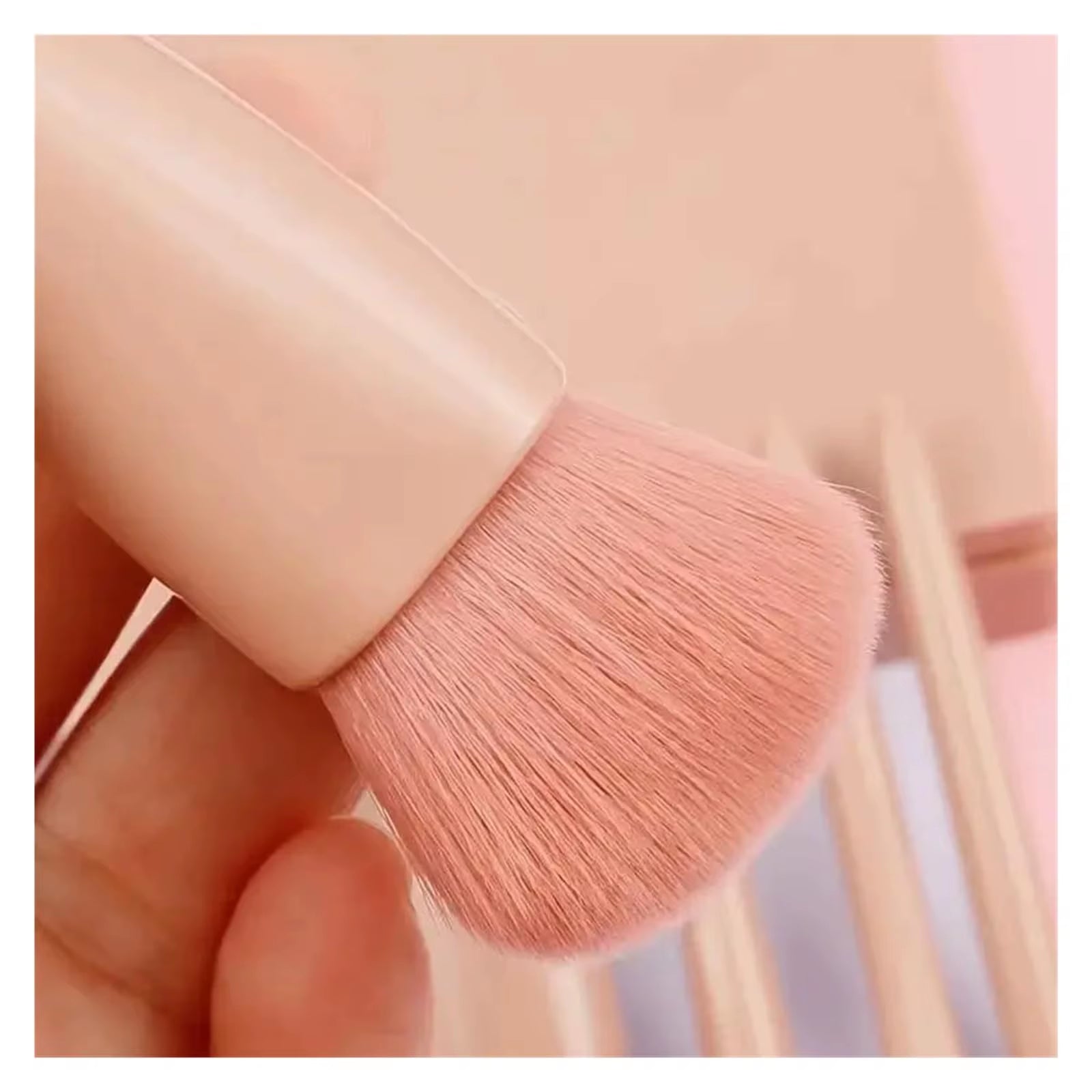 5Pcs Travel Size Makeup Brushes Set Mini Makeup Brushes, Small Complete Function Cosmetic Brushes Kit with Case and Mirror